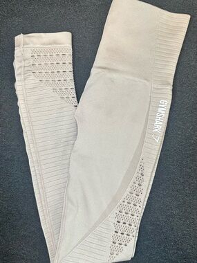 Gymshark Seamless Leggings XS S 7/8 24” Beige Sculpt Contour Workout
